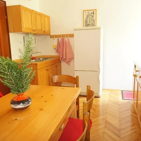 Apartment Segedin Zrnovo