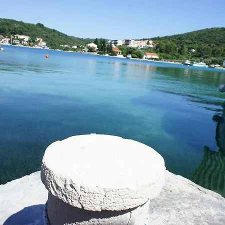 דירה Segedin Zrnovo